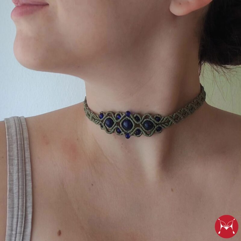 Melpomene choker 3